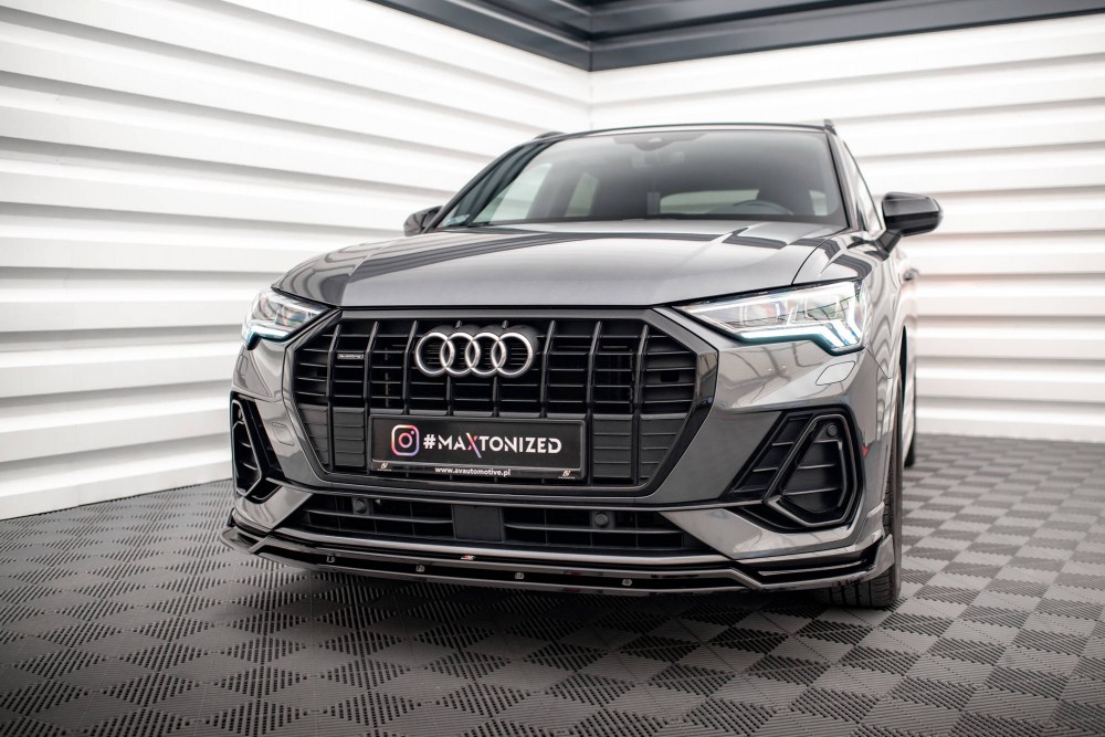Нижня накладка переднього бампера Audi Q3 F3 S-Line вер. 2