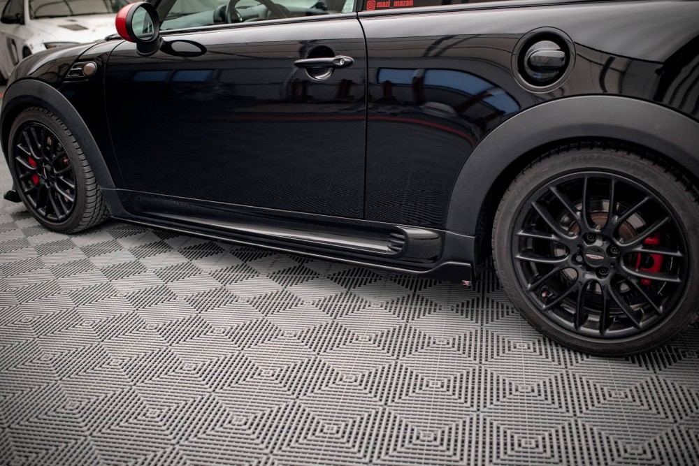 Бічні накладки на пороги Mini Cooper R56 John Cooper Works
