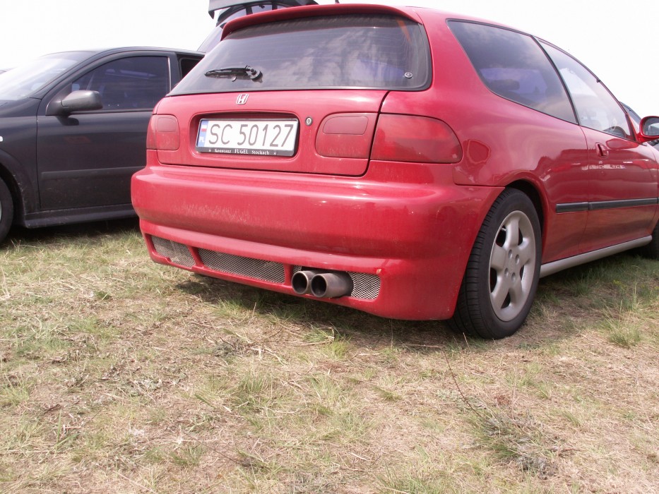 Тюнінгова накладка заднього бампера Honda Civic V хетчбек 3-двері