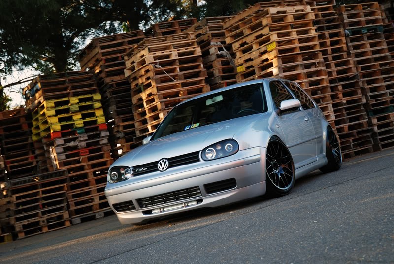 Накладка переднього бампера VW Golf IV у стилі Jubi
