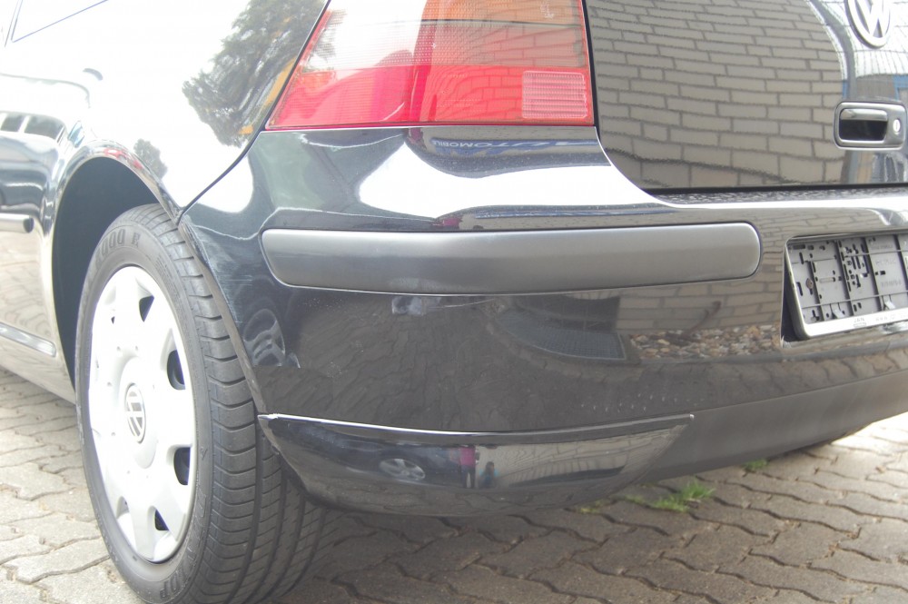 Накладки на задній бампер VW Golf 4 (куточки, 2 шт.)