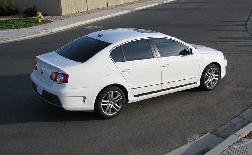 Тюнінгові пороги VW Passat B6 3C у стилі R-GT