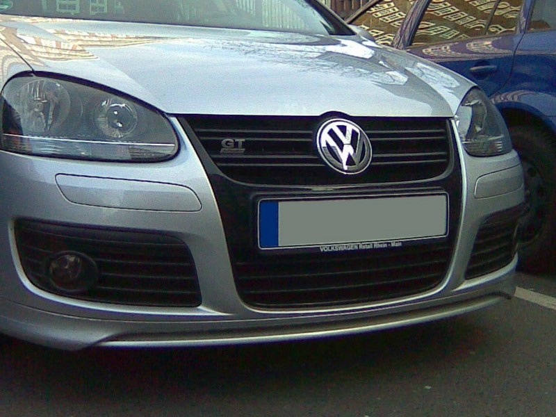Дифузор переднього бампера VW Golf 5 GTI у стилі Votex