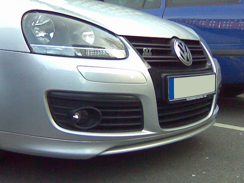 Дифузор переднього бампера VW Golf 5 GTI у стилі Votex