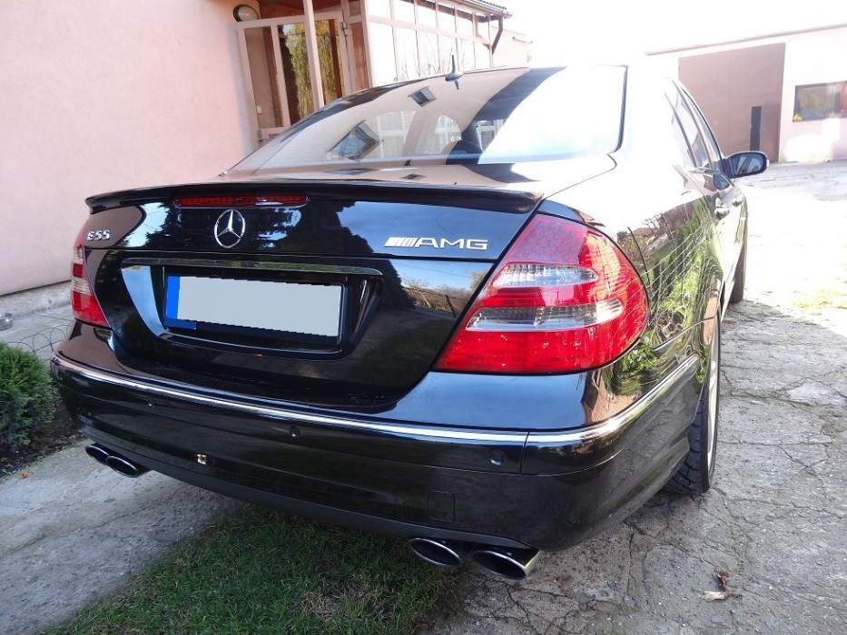 Спойлер багажника Mercedes E-class W211 стиль AMG