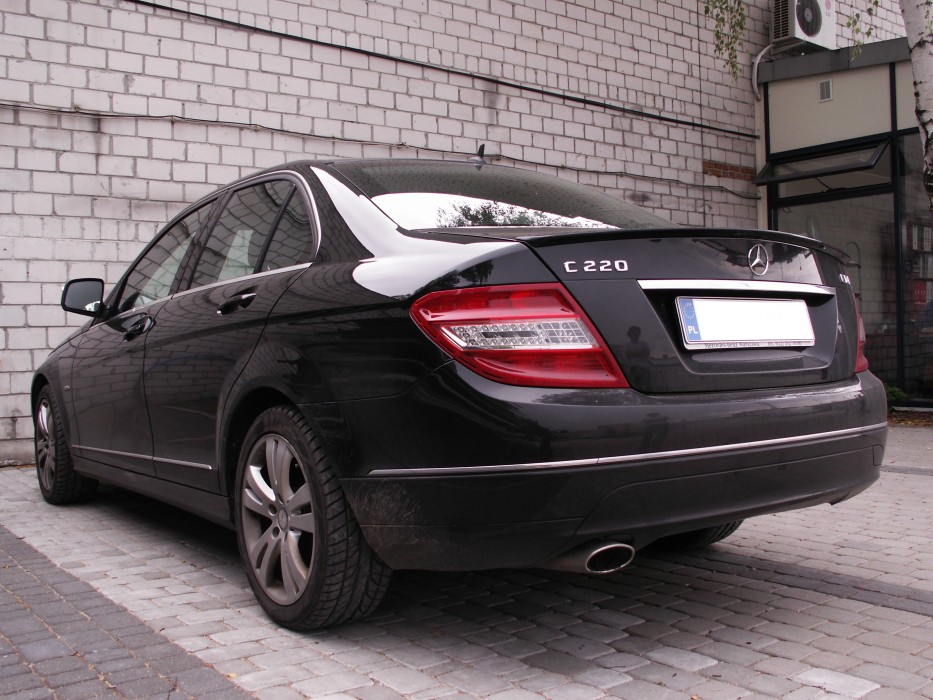 Спойлер багажника Mercedes W204 в стилі AMG