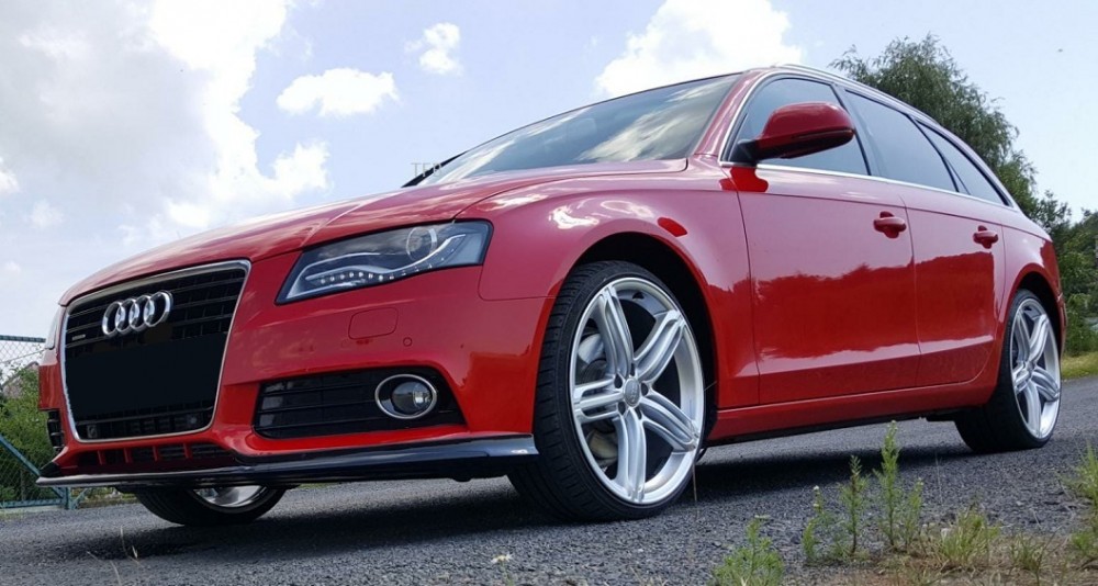 Накладка переднього бампера Audi A4 B8