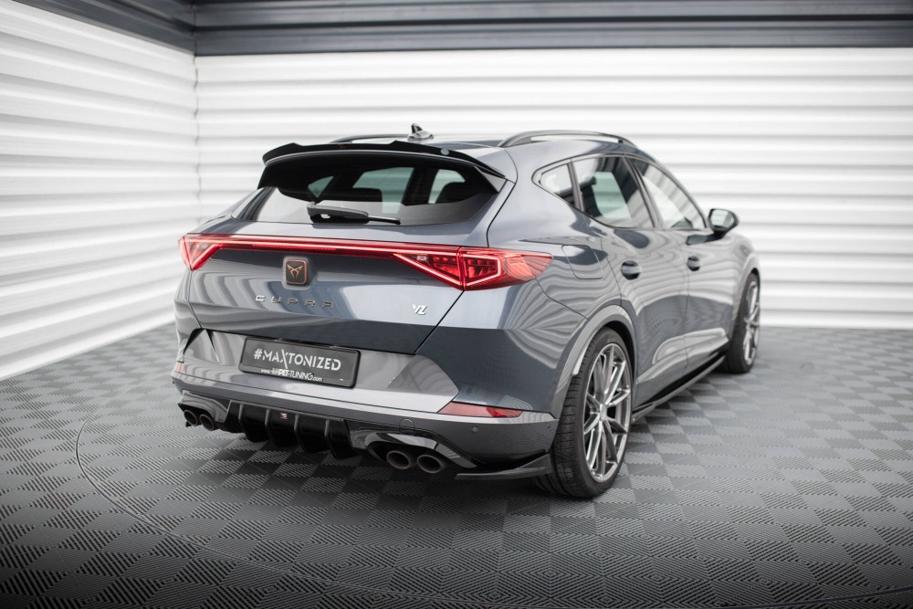 Бокові тюнінг накладки на задній бампер Cupra Formentor Mk1 вар. 3