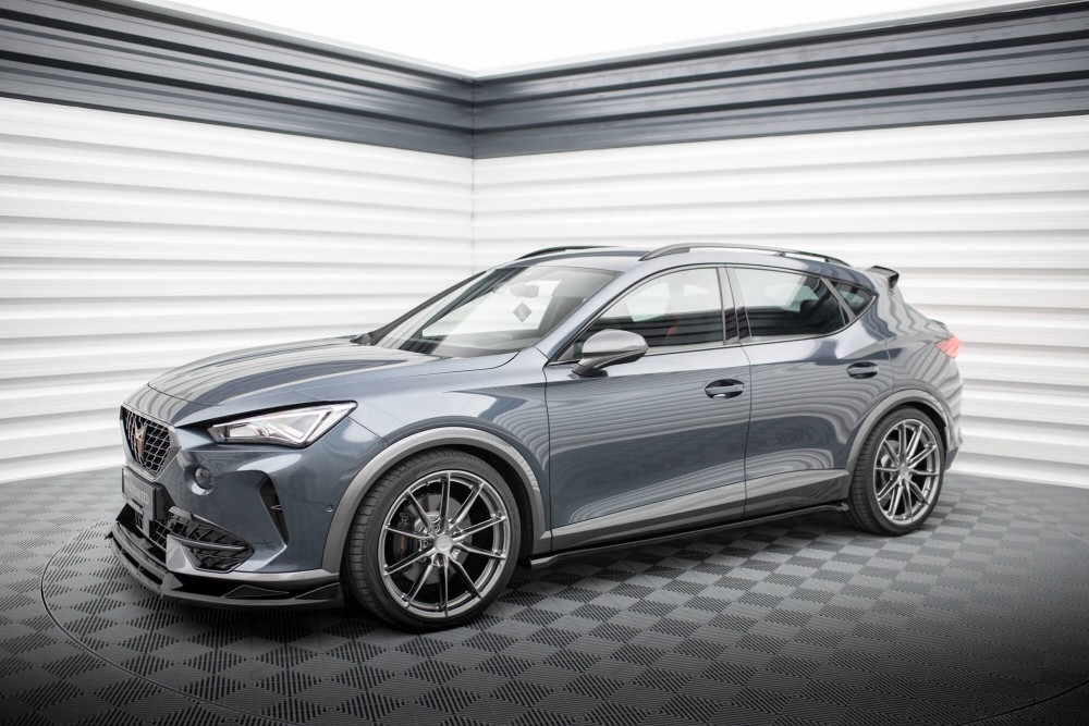 Нижні тюнінг накладки на бокові пороги Cupra Formentor Mk1 вар. 2
