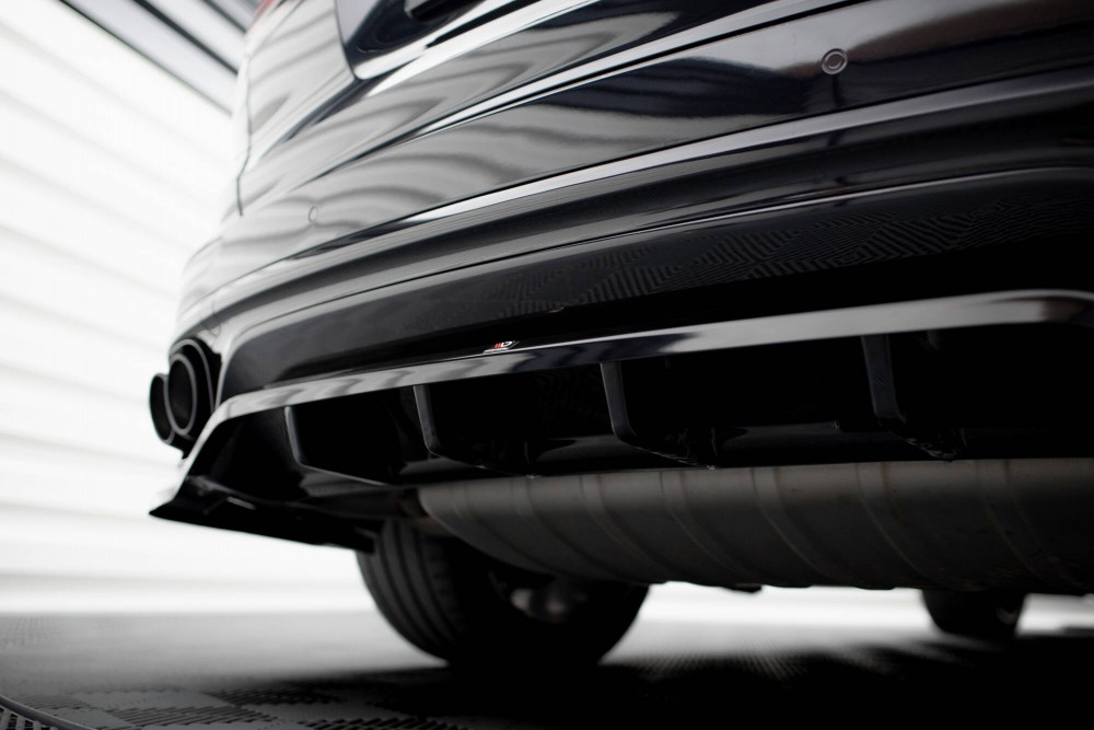 Тюнінговий дифузор на задній бампер Porsche Cayenne Mk2 після рестайл
