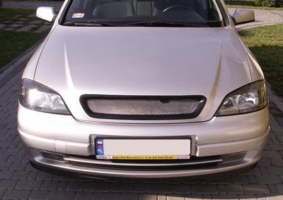 Тюнінгова решітка радіатора Opel Astra G