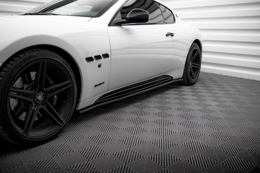 Тюнінгові накладки (лістви) на бокові пороги Maserati Granturismo S Mk1