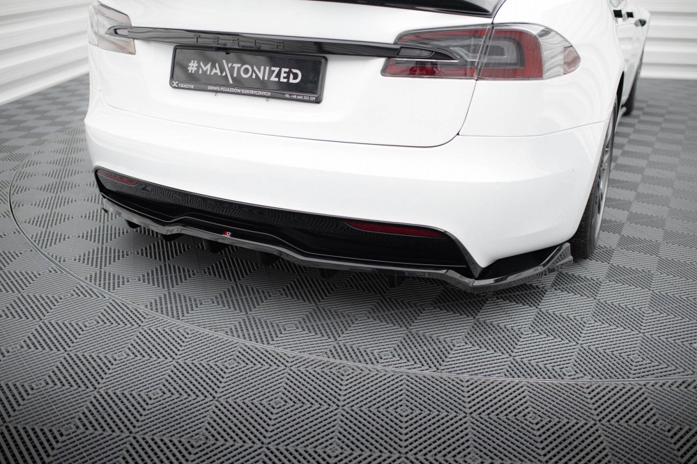 Тюнінговий дифузор (накладка) заднього бампера Tesla Model S Mk1 рестайл Plaid вер. 1