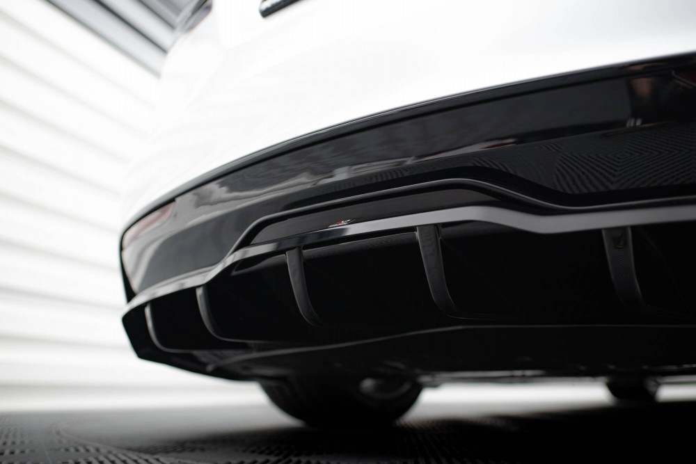 Нижній дифузор (елерон) на задній бампер Tesla Model S Plaid Mk1 рестайл вер. 2