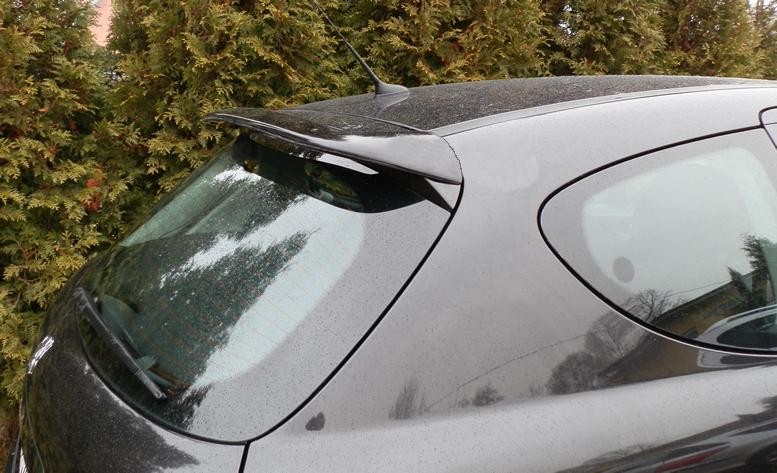 Спойлер кришки багажника Peugeot 207