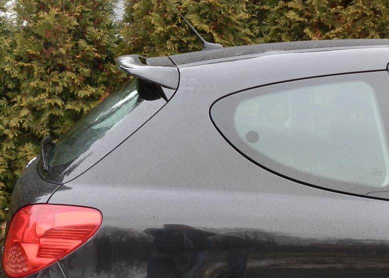 Спойлер кришки багажника Peugeot 207