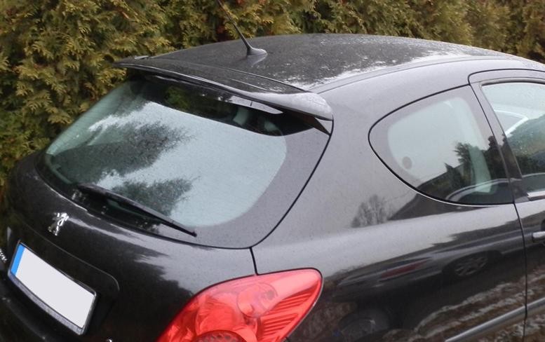 Спойлер кришки багажника Peugeot 207