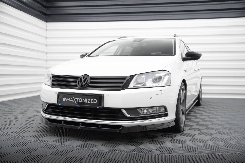 Тюнінгова накладка під передній бампер VW Passat B7