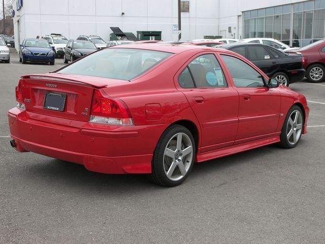 Тюнінгова накладка заднього бампера Volvo S60 (2004-2010)