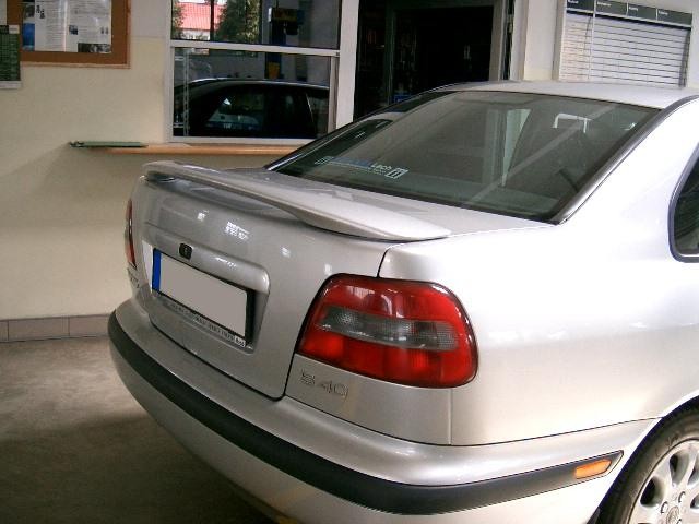 Спойлер кришки багажника Volvo S40 (1995-2003)