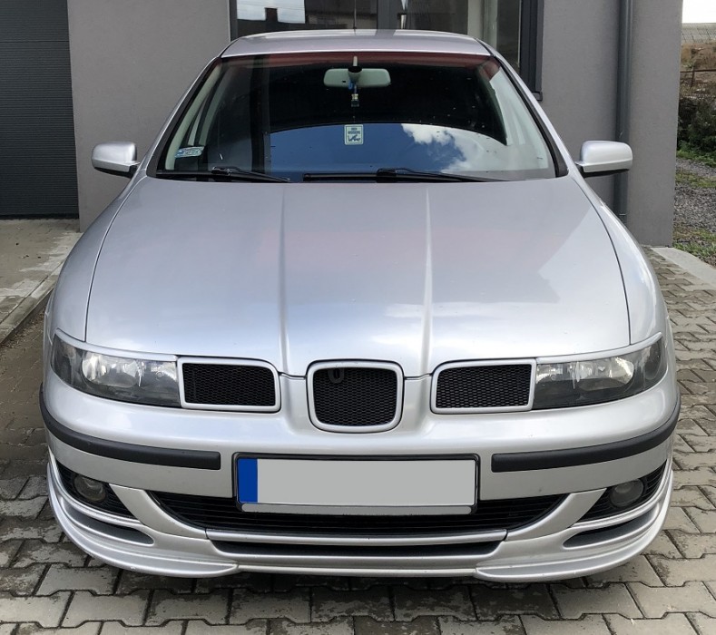 Тюнінгова решітка радіатора Seat Leon1 / Toledo 2