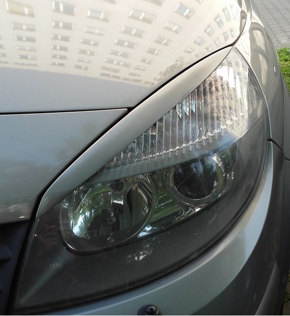 Накладки на передні фари Renault Scenic 2