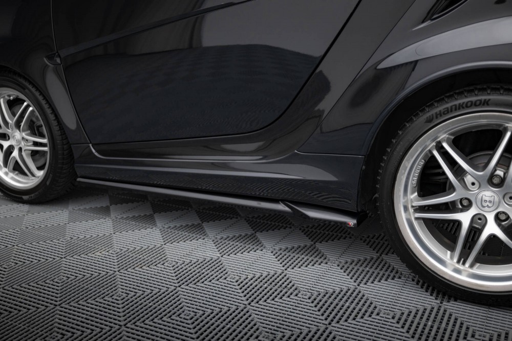 Нижні накладки на бокові пороги Brabus Smart Fortwo C451 рестайл