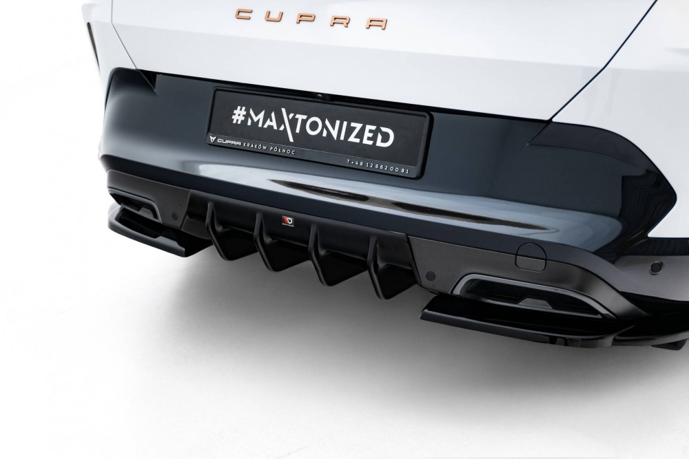 Центральний дифузор на задній бампер Cupra Formentor MK1