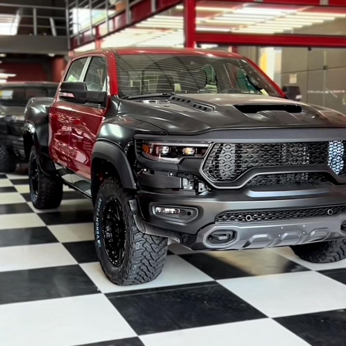 Комплект рестайлінгу Dodge Ram 1500 (2009-2018) в стилі TRX