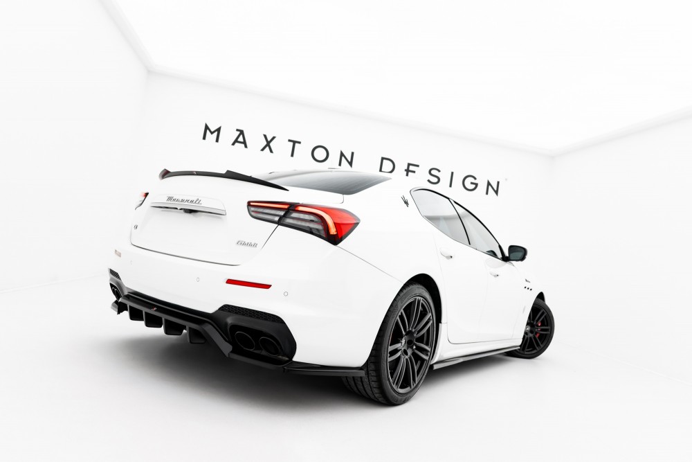 Тюнінг дифузор (накладка) на задній бампер Maserati Ghibli Modena Mk3