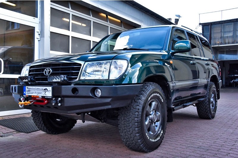 Силовий передній бампер Toyota Land Cruiser J100, 105 дорестайл