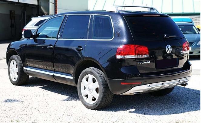 Накладка заднього бампера VW Touareg 7L у стилі King-kong