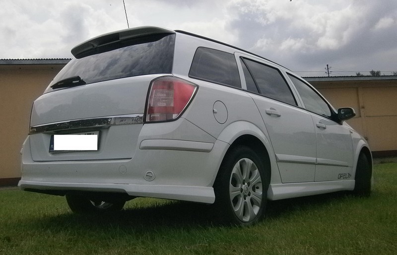 Спойлер багажника Opel Astra H combi стиль OPC
