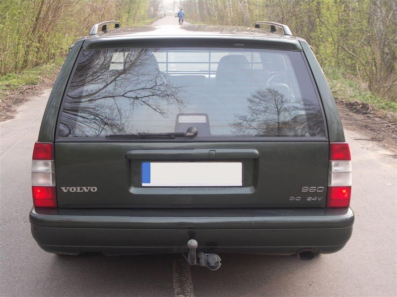 Спойлер заднього скла Volvo 740/940/960 (1984-1992)