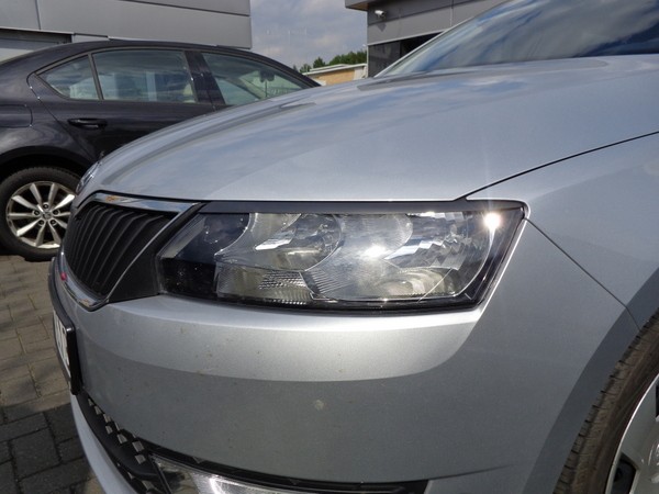 Накладки на фари Skoda Rapid