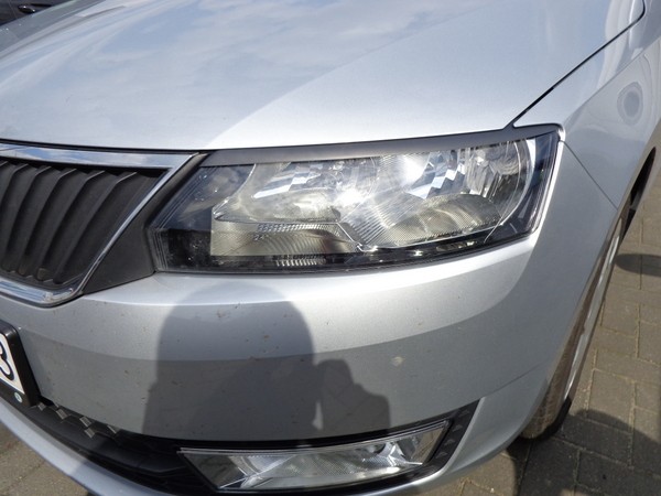 Накладки на фари Skoda Rapid