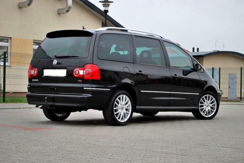 Спойлер кришки багажника VW Sharan / Galaxy / Alhambra рестайлинг