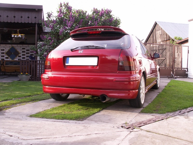 Тюнінгова накладка на задній бампер Honda Civic (1995-2001)