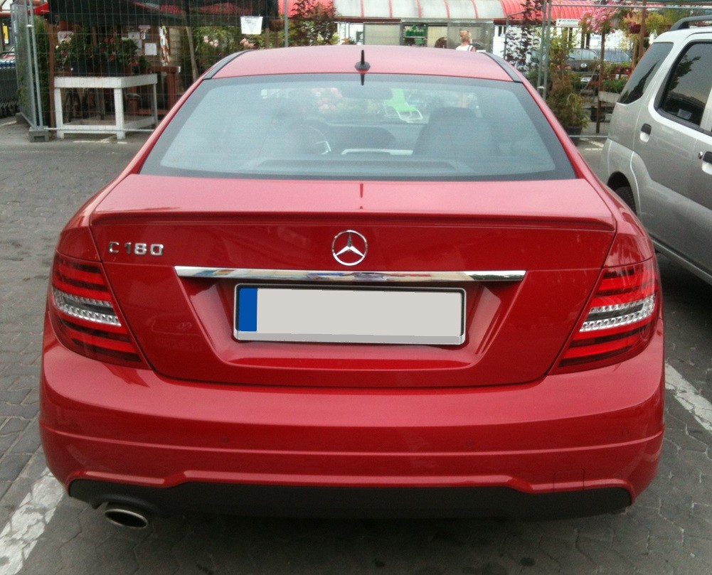 Спойлер багажника Mercedes W204 Coupe стиль AMG