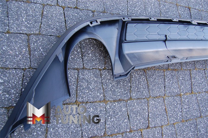 дифузор заднього бампера Volkswagen Golf 7 у стилі GTI