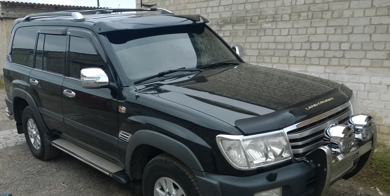Козирьок лобового скла Toyota Land Cruiser 100
