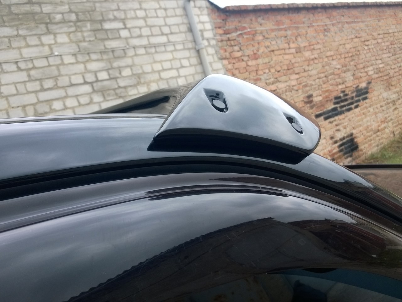 Козирьок лобового скла Toyota Land Cruiser 100
