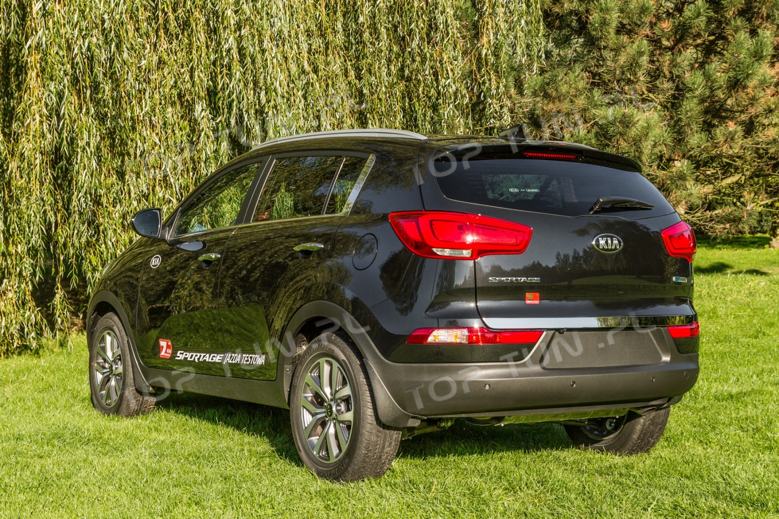 хром накладка на кришку багажника Kia Sportage R (нижня)
