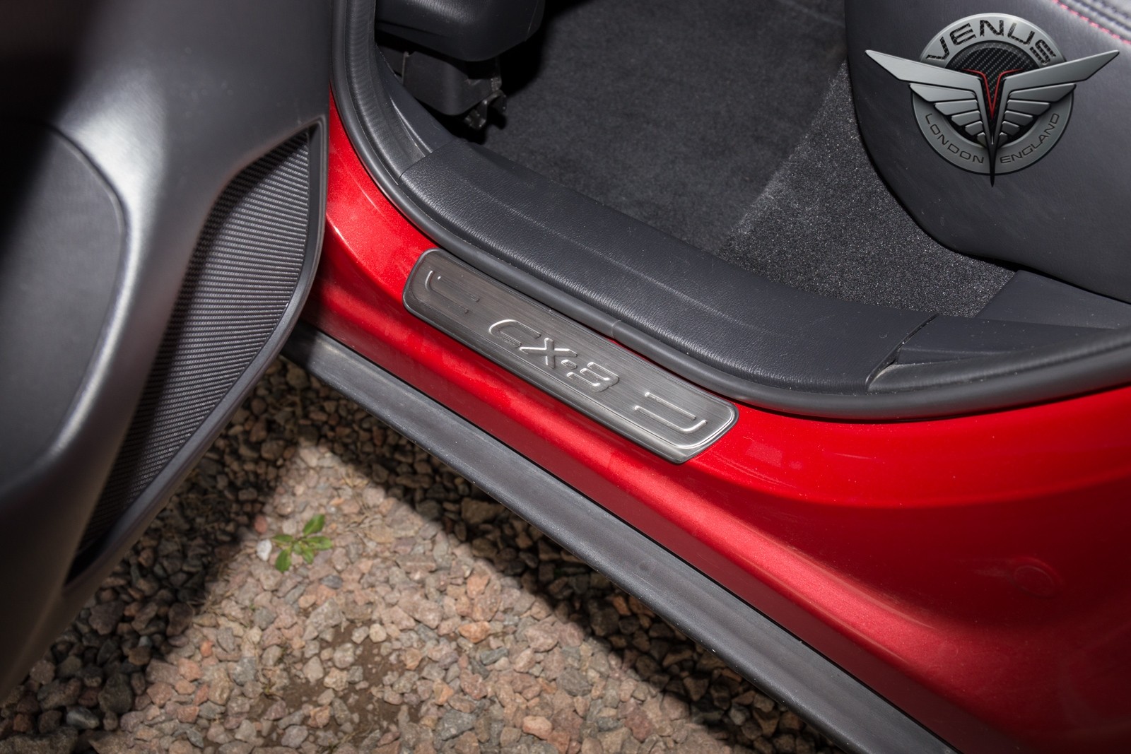накладки на пороги MAZDA CX-3 внутрішні