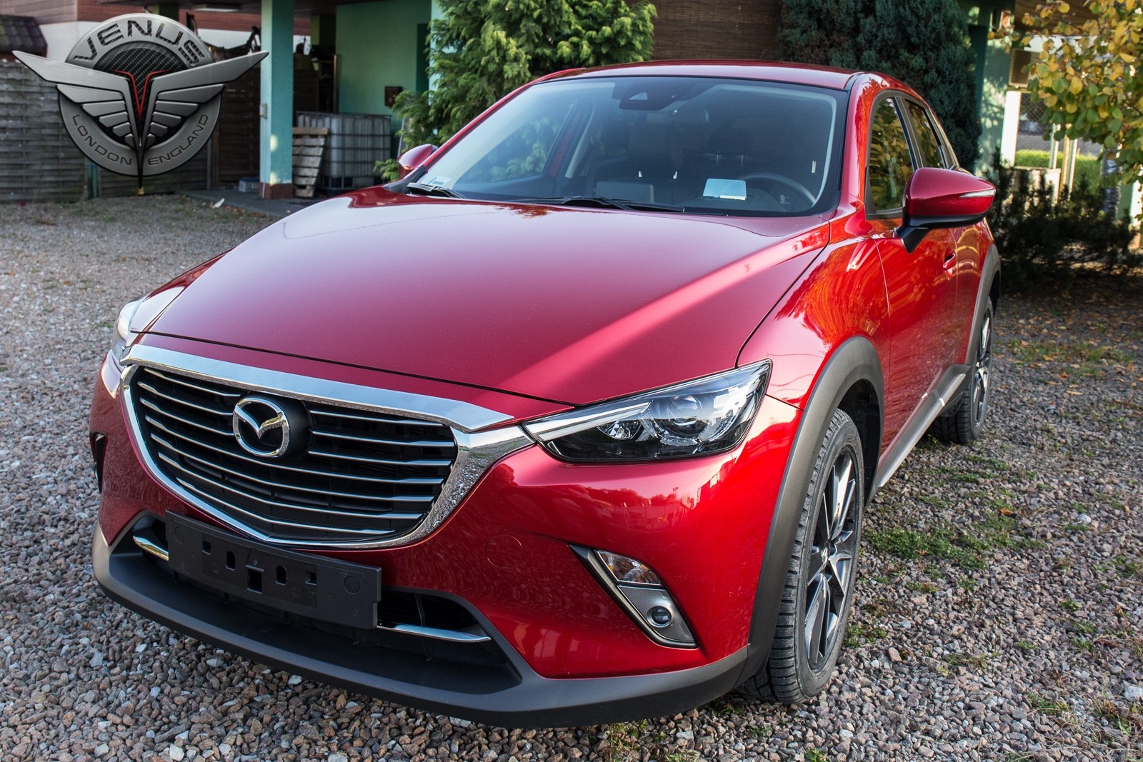 хром накладка на капот Mazda CX-3