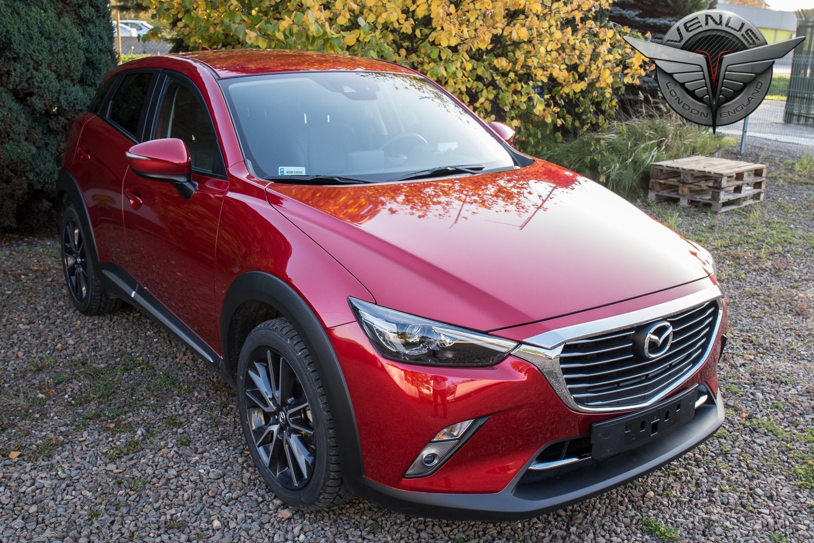 хром накладка на капот Mazda CX-3