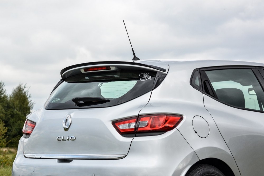Накладка на спойлер багажника Renault Clio Mk4