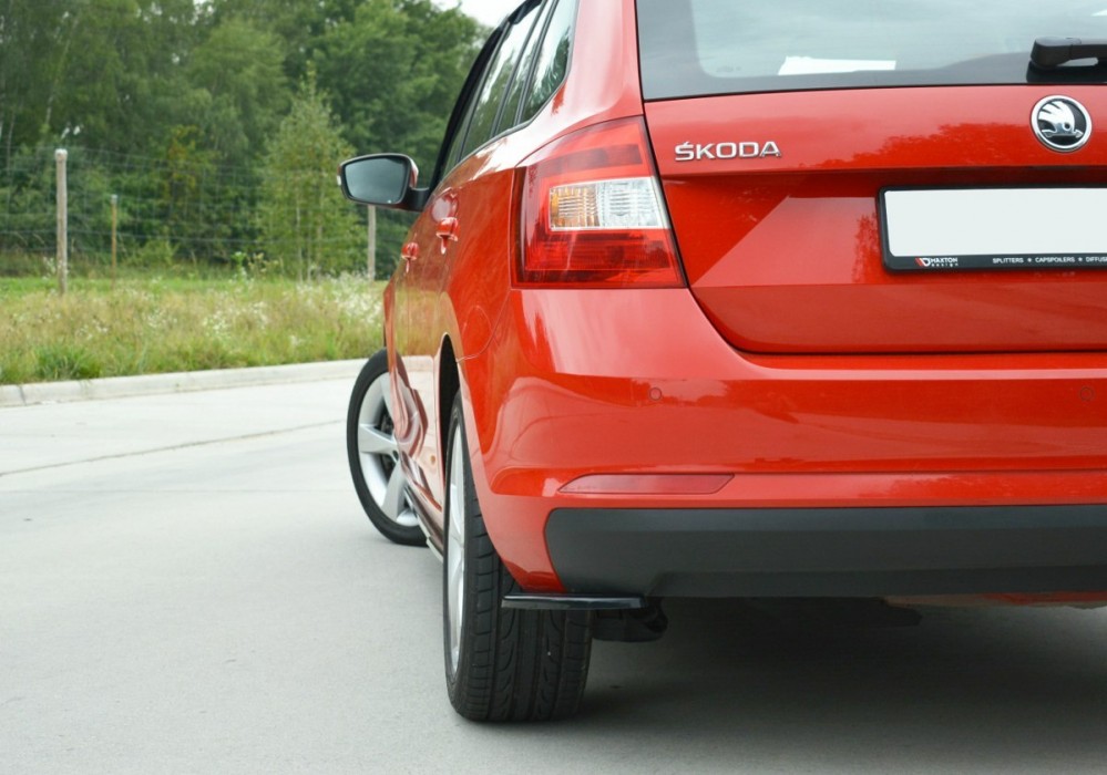Бічні накладки заднього бампера Skoda Rapid Spaceback