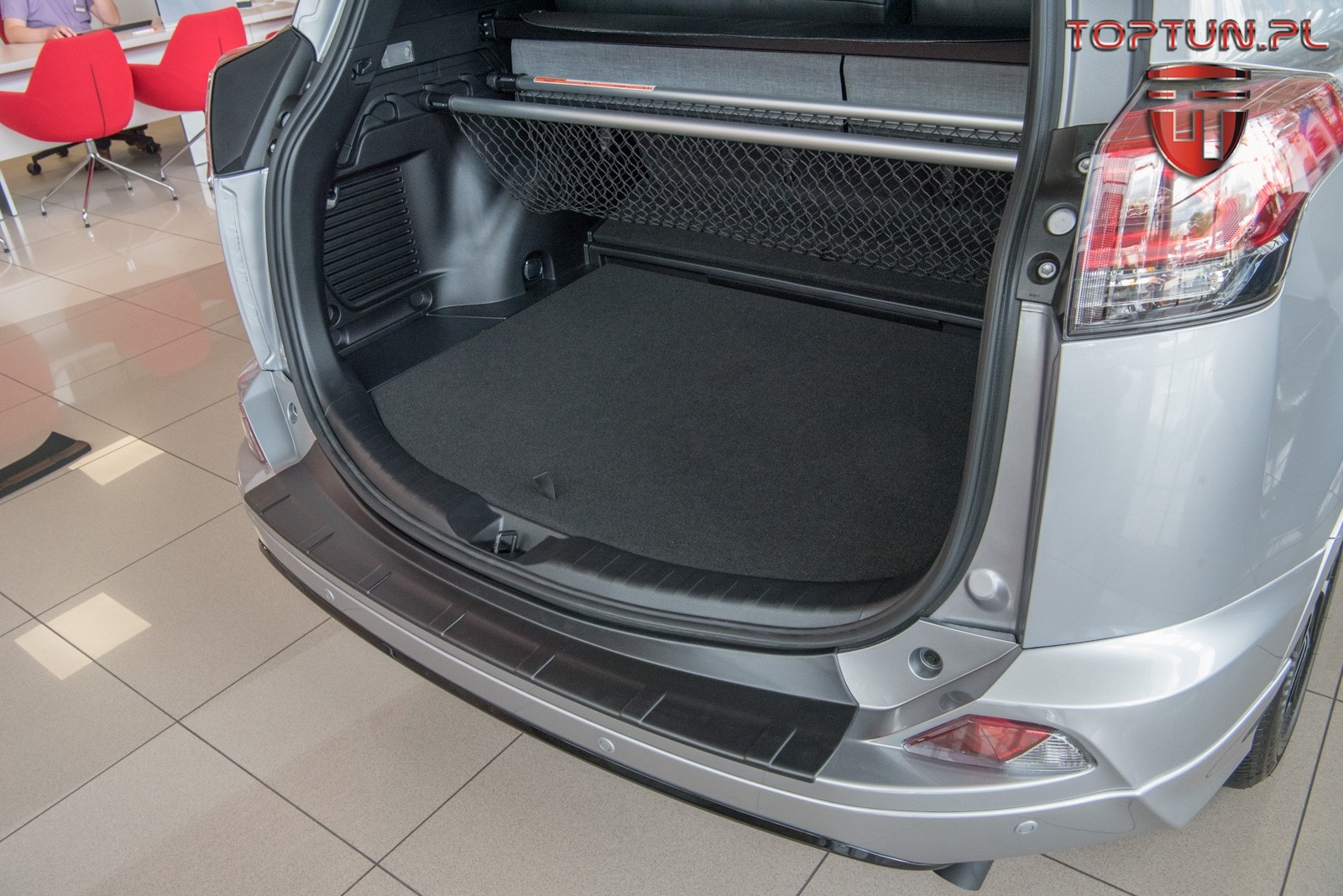 захисна накладка бампера Toyota RAV4