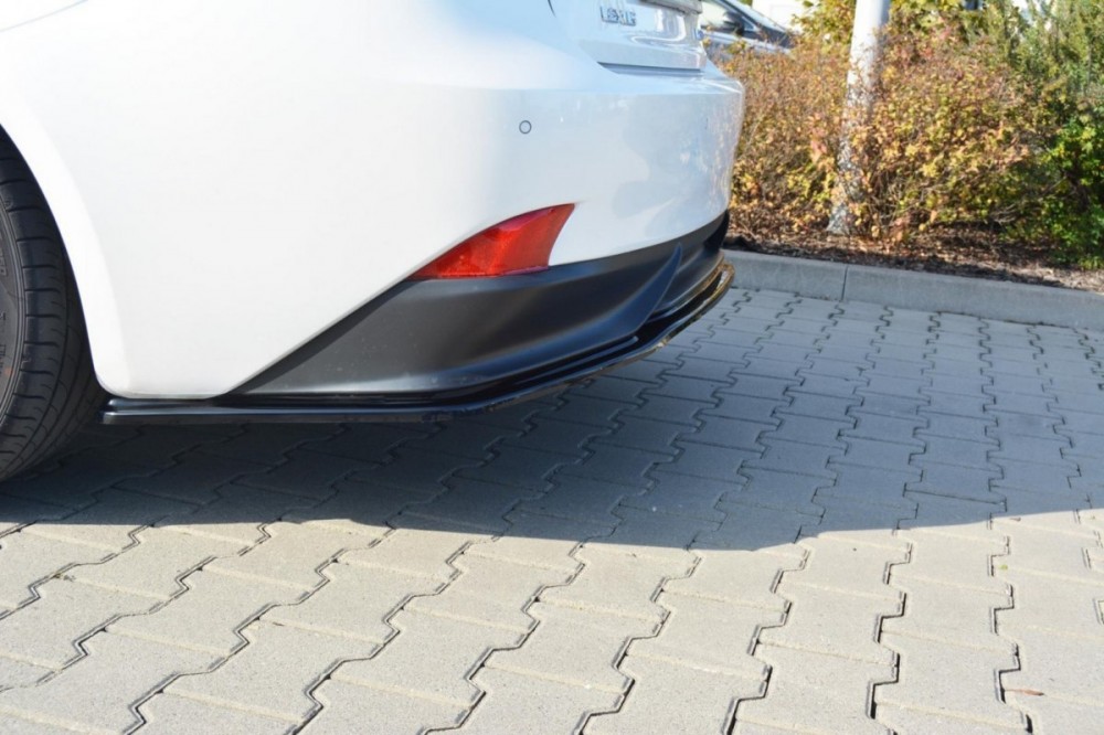 Накладка заднього бампера Lexus IS Mk3 H
